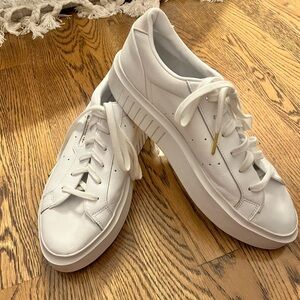 Adidas Sleek Tennis Shoes